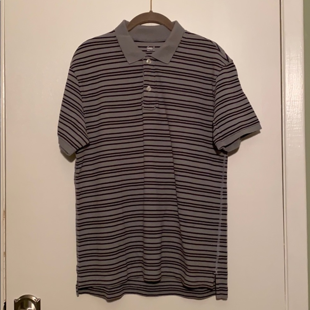 Gap men’s size M polo shirt